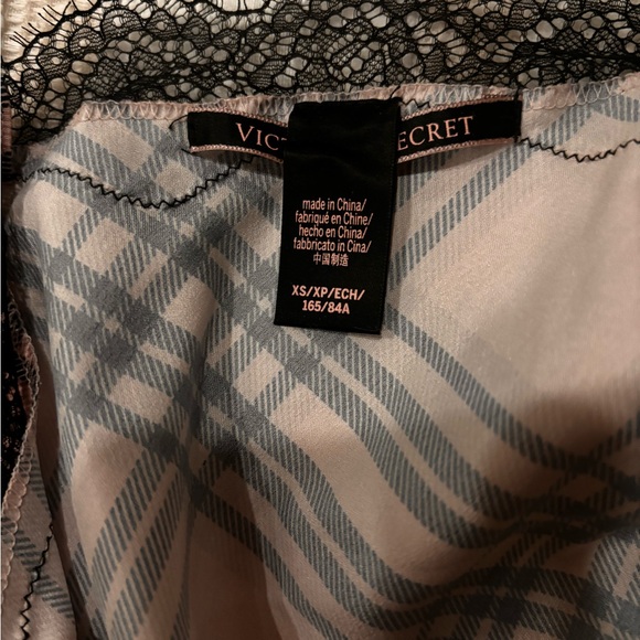 victoria’s secret pajama set - Picture 2 of 5